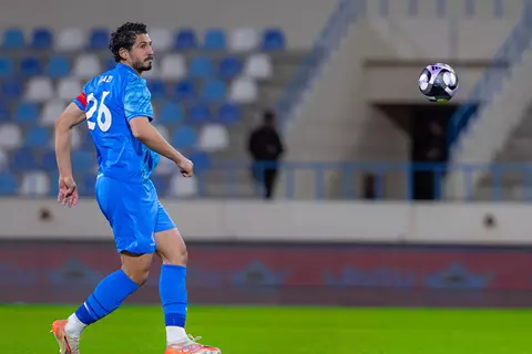 الحمدان يقود هجوم النصر بدلًا من رونالدو.. وغياب حجازي عن نيوم